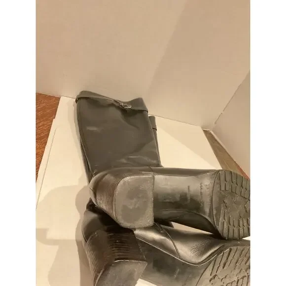 Via Spiga Italian Leather Knee High Heeled Boots -  9M - Picture 8 of 9